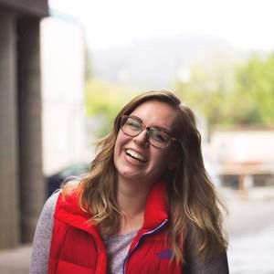 Meet your Posher, Abigail
